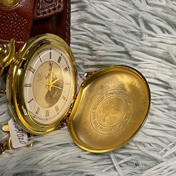 THE FRANKLIN MINT BUCK GOLD PLATED QUARTZ POCKET WATCH - Picture 6 of 12